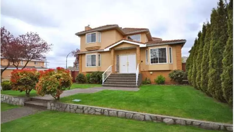 2295 W 19TH AVENUE image #1