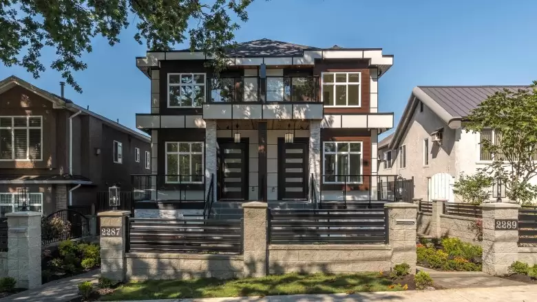 2287 E 41ST AVENUE image #1