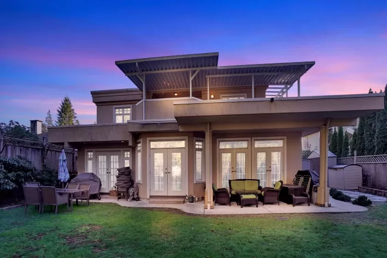 1048 CLEMENTS AVENUE image #1
