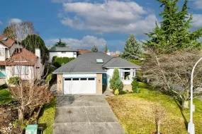 19139 62A AVENUE, Cloverdale, Surrey, BC