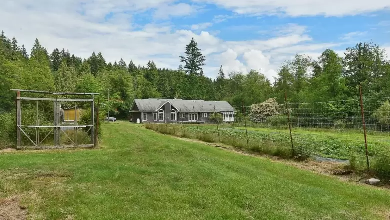1083 BOYLE ROAD image #1