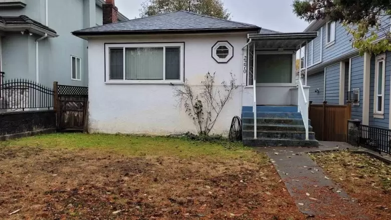 2270 E 11TH AVENUE image #1