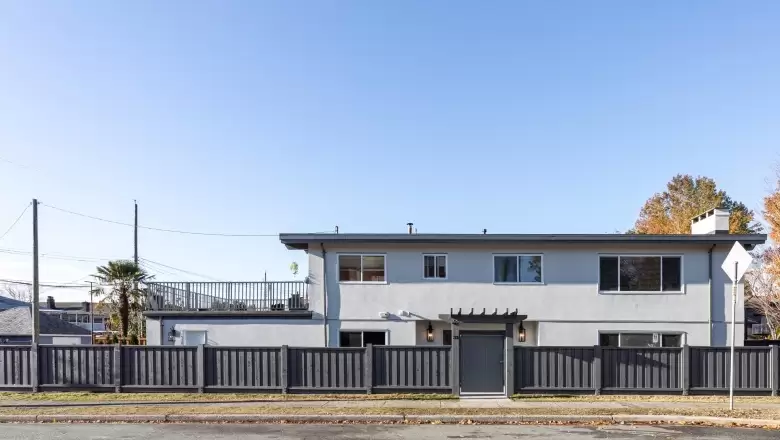 31 GILMORE AVENUE image #1