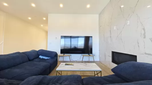 38 5248 GOLDSPRING PLACE image #1