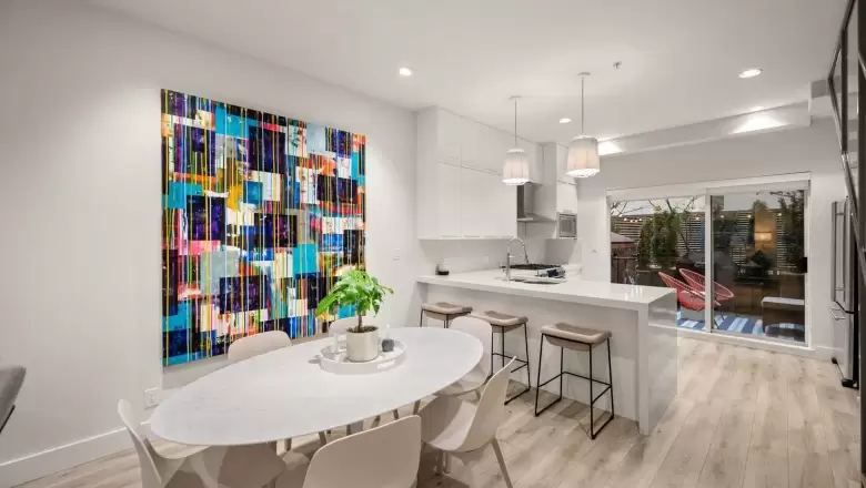5 2188 W 8TH AVENUE image #1