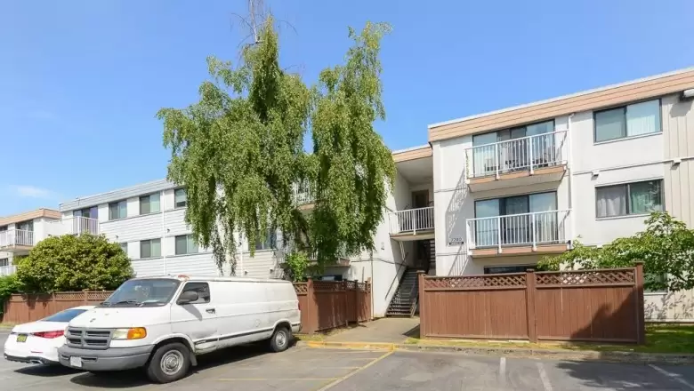 202 7280 LINDSAY ROAD image #1