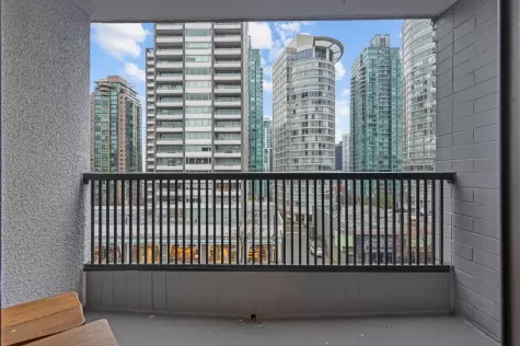 602 1270 ROBSON STREET image #1