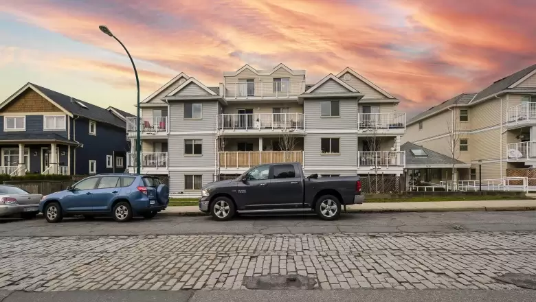 206 1615 FRANCES STREET image #1