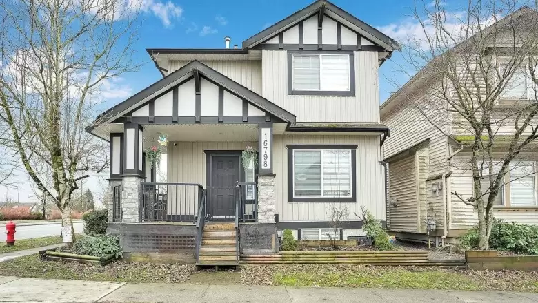 16798 63 AVENUE image #1