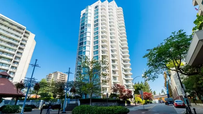 605 719 PRINCESS STREET image #1
