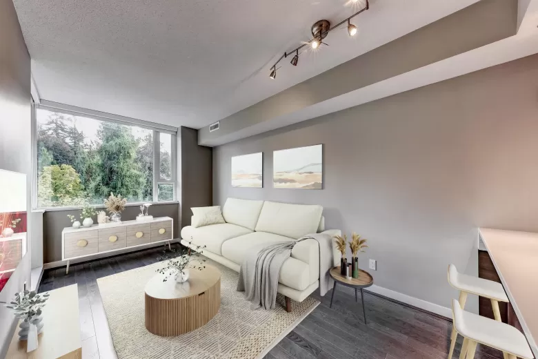 312 505 W 30TH AVENUE image #1