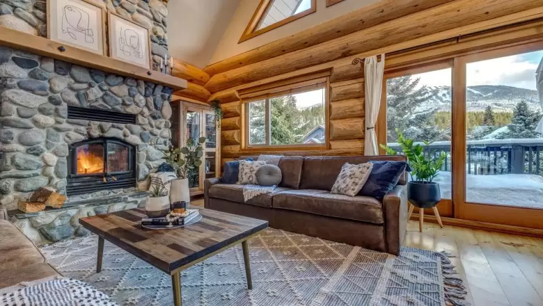 7291 SPRUCE GROVE LANE image #1