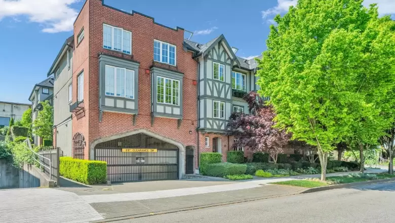 118 E 10TH AVENUE image #1