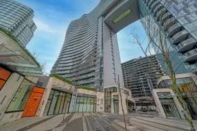 2521 89 NELSON STREET, Vancouver, BC