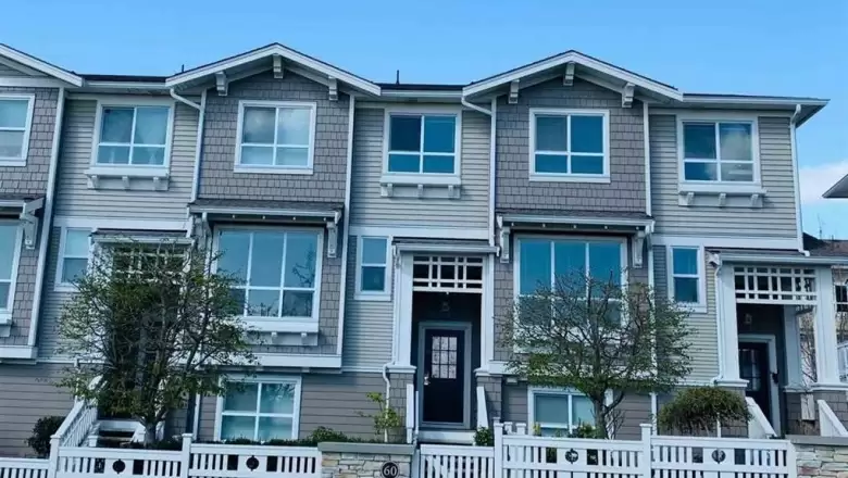 60 8355 DELSOM WAY image #1
