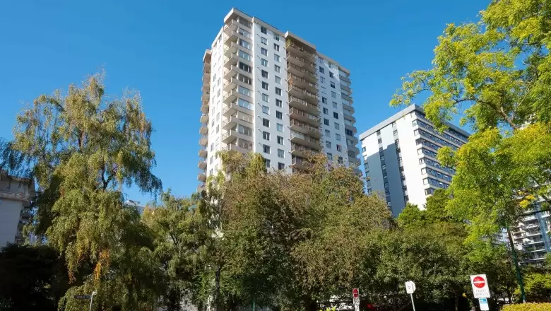 903 1251 CARDERO STREET image #1