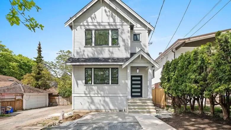 B 1131 E 23RD AVENUE image #1
