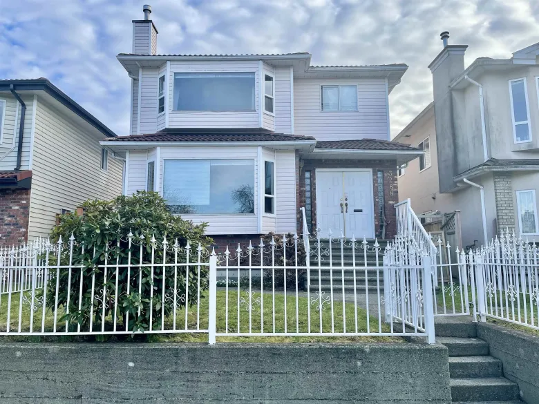 3288 NAPIER STREET image #1