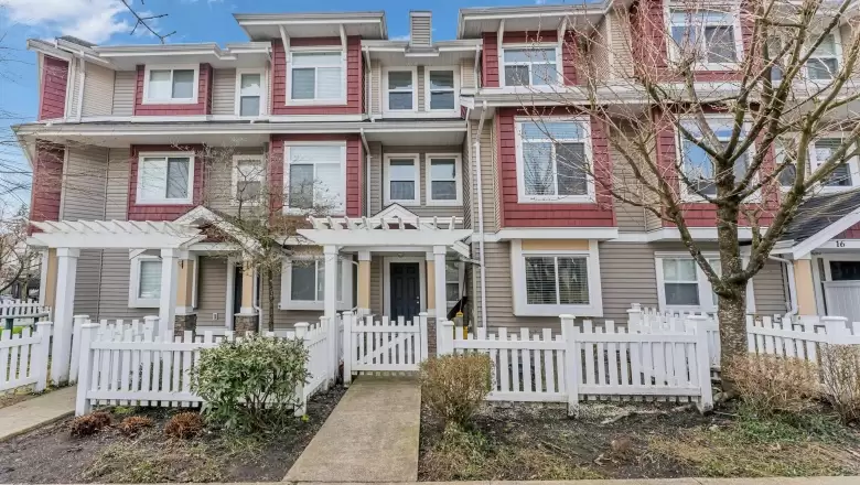 15 8655 159 STREET image #1