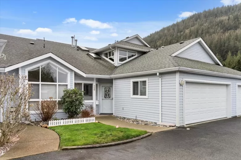 36 730 MCCOMBS DRIVE, Harrison Hot Springs, BC