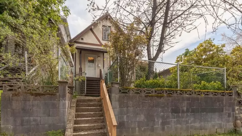 1536 E 12TH AVENUE image #1
