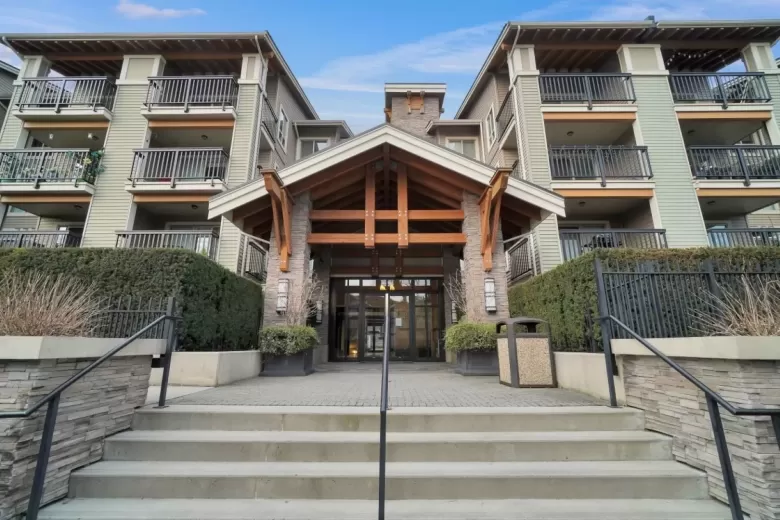 415 21009 56 AVENUE image #1