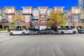 113 10822 CITY PARKWAY, North Surrey, Surrey, BC