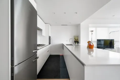 1001 5766 GILBERT ROAD image #2
