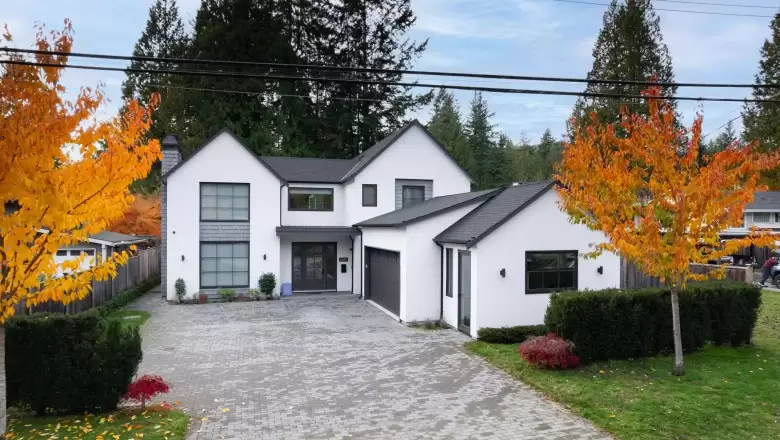 4587 GLENWOOD AVENUE image #1