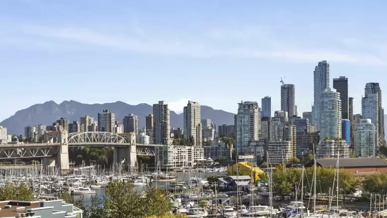 707 1508 MARINER WALK image #1