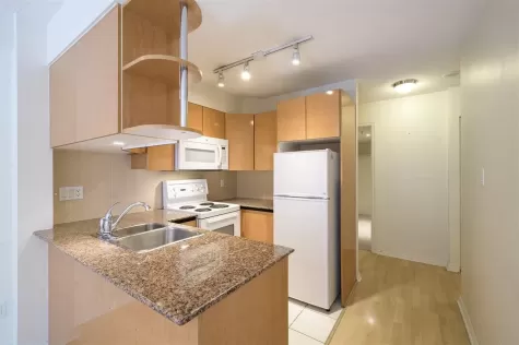 508 1189 HOWE STREET image #2