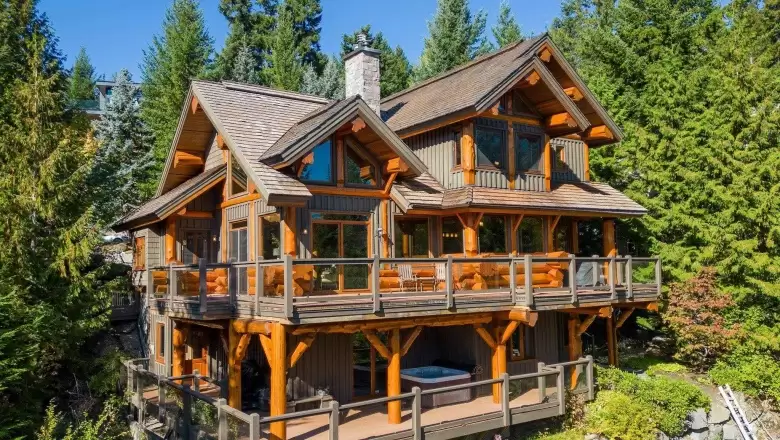 7448 TREETOP LANE, Whistler, BC for sale