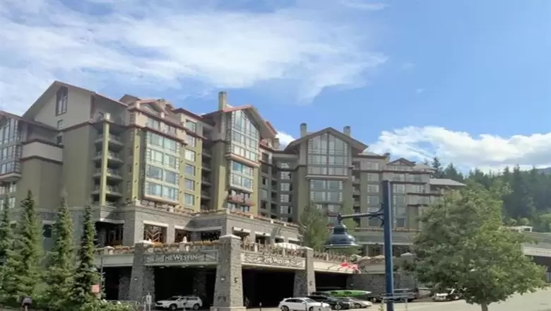 407 4090 WHISTLER WAY image #1