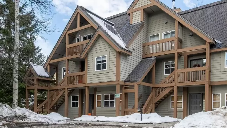 32 4628 BLACKCOMB WAY image #1