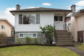 2824 E 44TH AVENUE, Vancouver East, Vancouver, BC