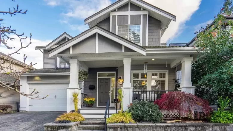 3322 148 STREET image #1
