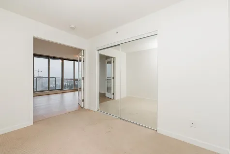 3306 13688 100 AVENUE image #1