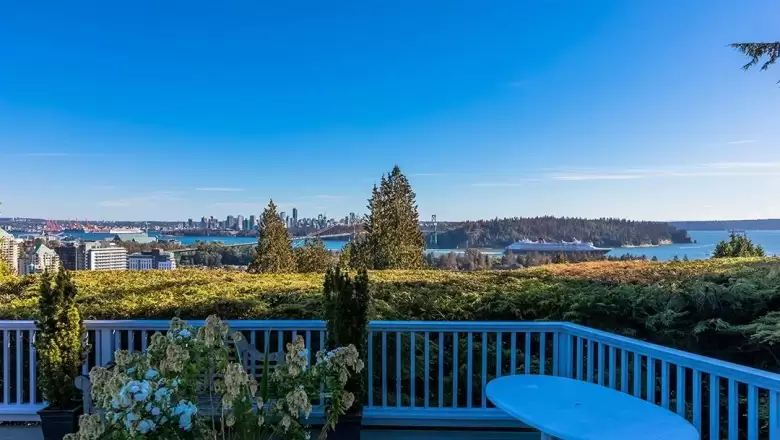 878 ANDERSON CRESCENT, West Vancouver, BC