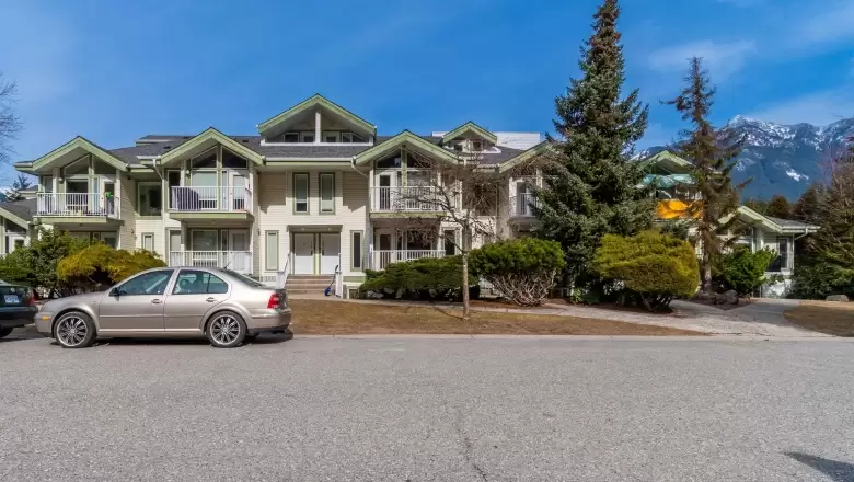 105 1275 SCOTT DRIVE image #1