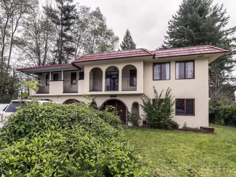 32389 CHICKADEE AVENUE image #1