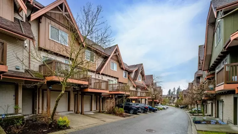 61 2000 PANORAMA DRIVE, Port Moody, BC