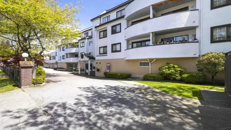 224 7480 ST. ALBANS ROAD image #1
