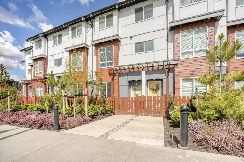 4 20155 84 AVENUE image #1