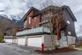 11 41488 BRENNAN ROAD, Squamish, Squamish, BC