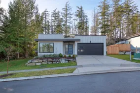 5409 STELLAR WAY, Sunshine Coast, Sechelt, BC