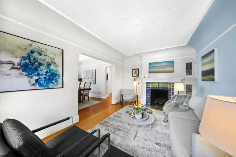 3130 IVANHOE STREET image #1