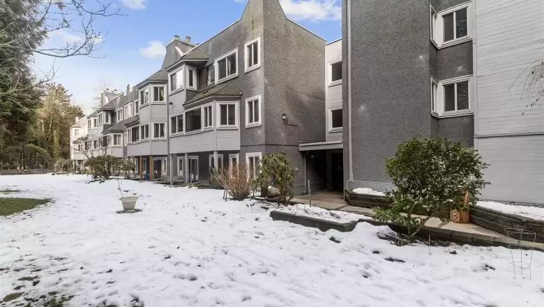 213 9880 MANCHESTER DRIVE image #1