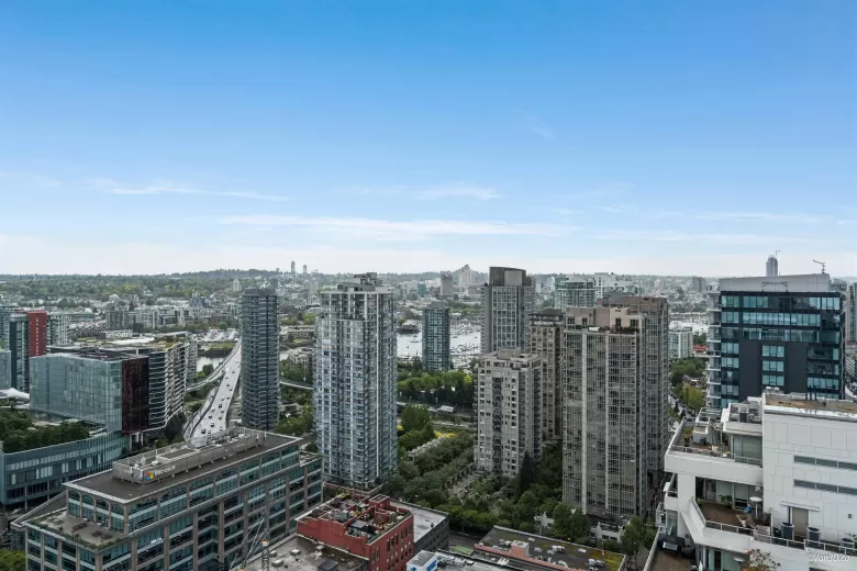 3508 233 ROBSON STREET image #1