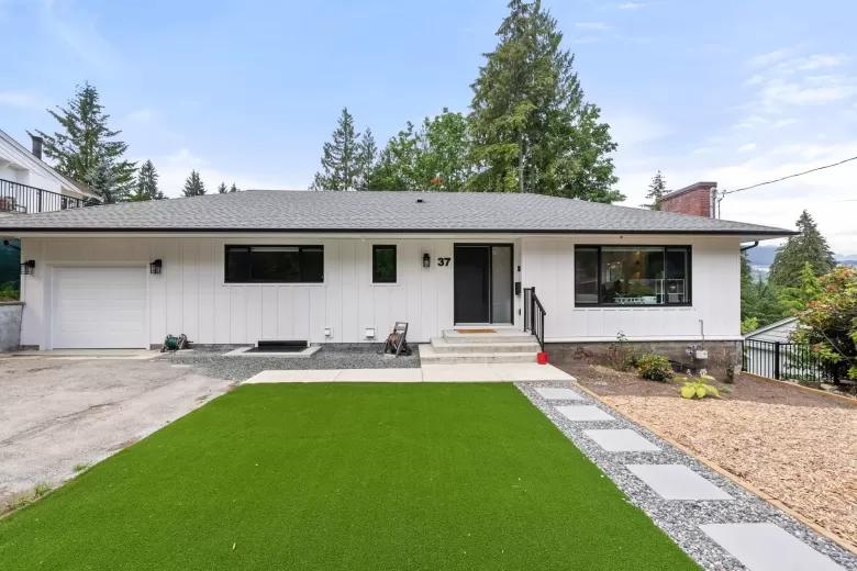 37 SEAVIEW DRIVE image #1