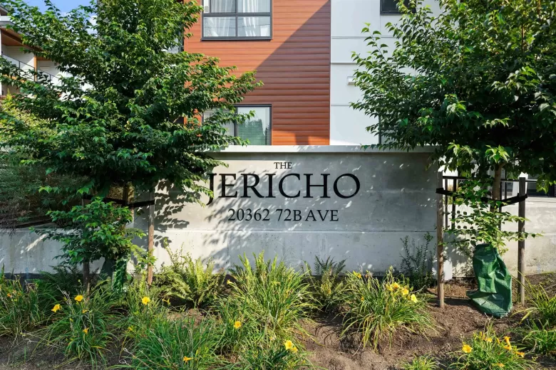 106 20362 72B AVENUE image #1